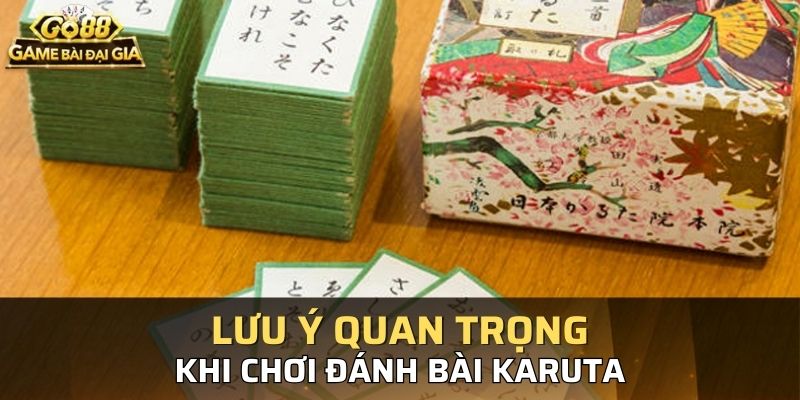 L?u y quan tr?ng khi ch?i bài Karuta?